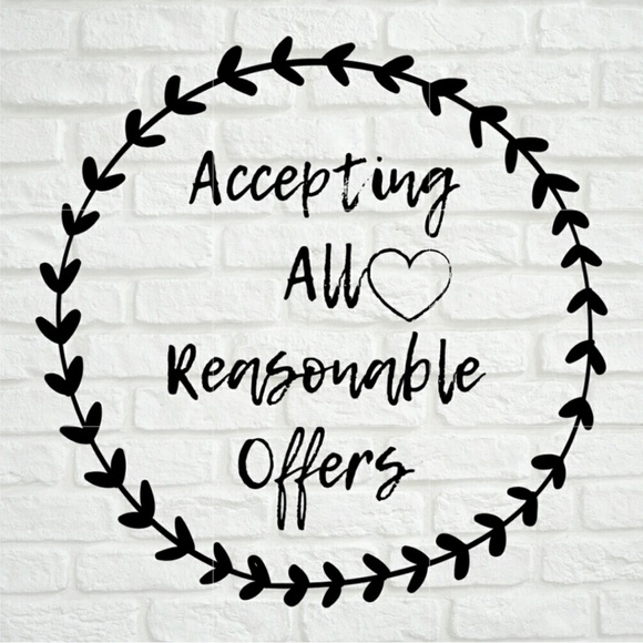 Alexander Mcqueen Black bow heals - Picture 9 of 9